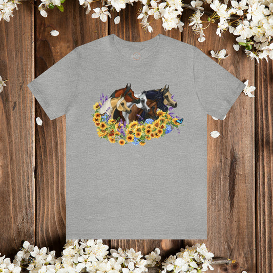 Arabian Horse Shirt Womens Top tee Gift for Horse Lover Equestrian Rider Vet Tech Trainer Girl Mom Daughter Aunt Horses Equine Art pony