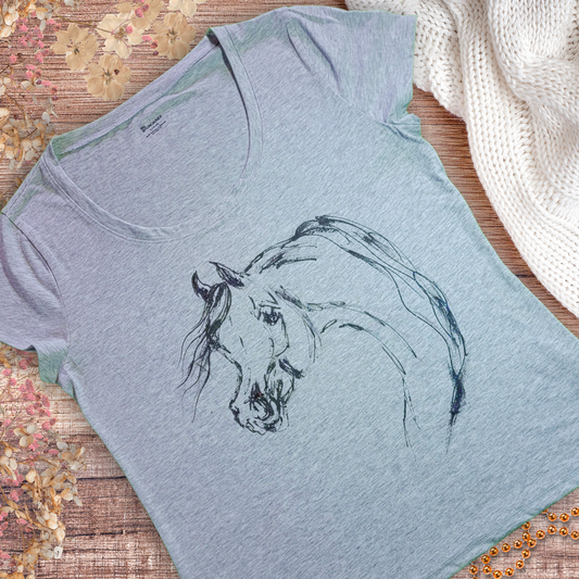 Hand Painted Arabian Horse tee glitter size L