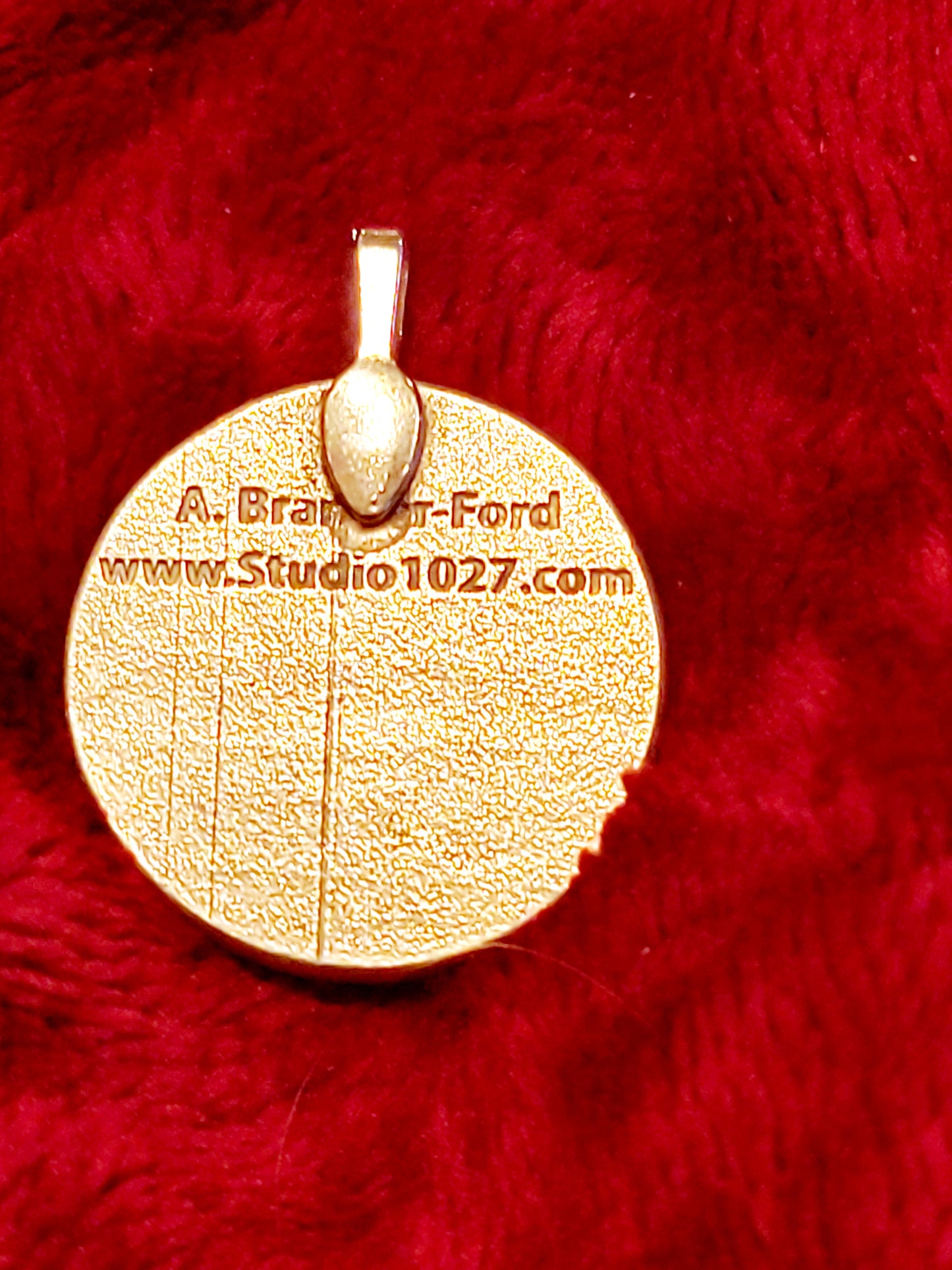 All the pretty Horses pewter pendant