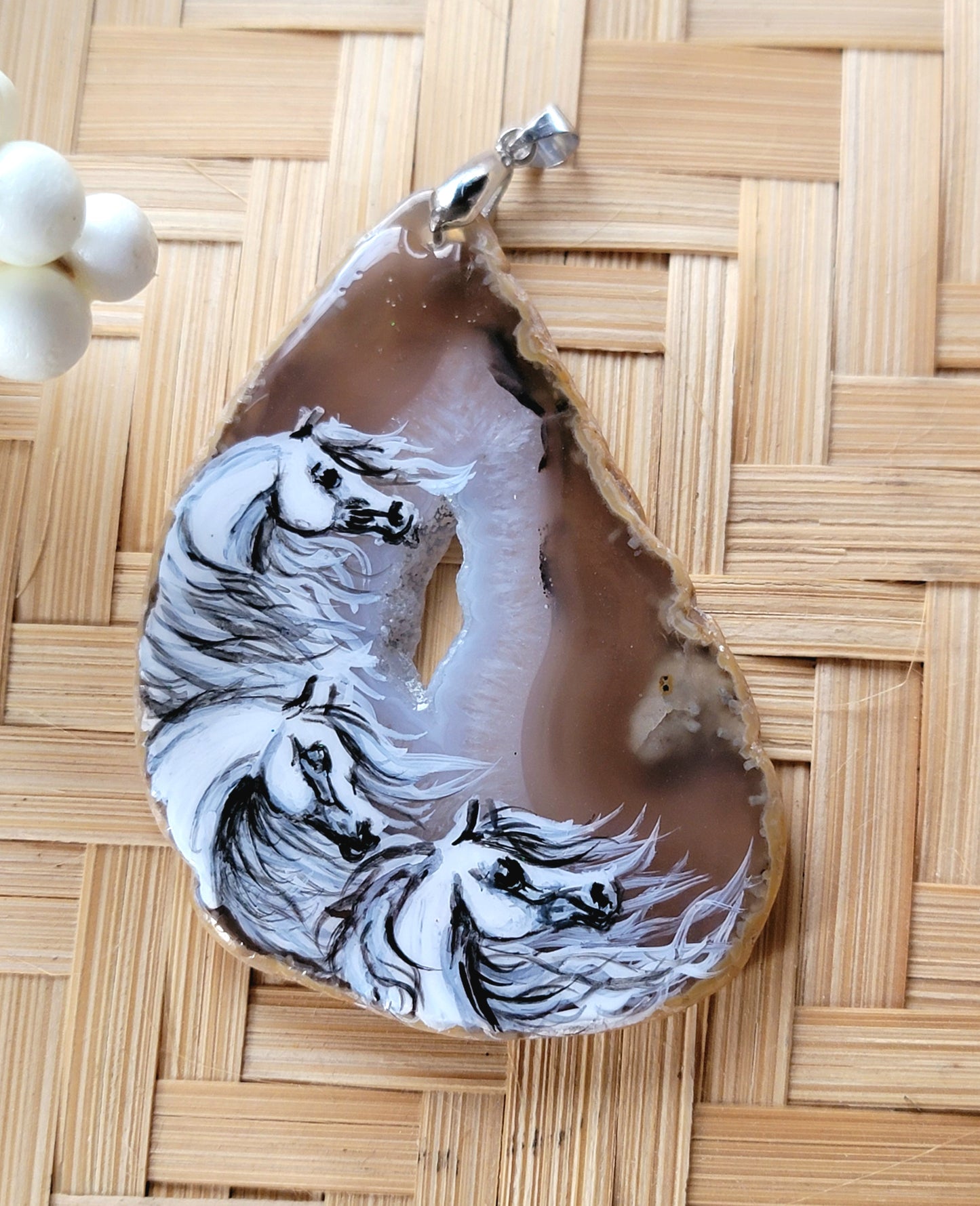 Hand painted natural agate with Arabian Horse!